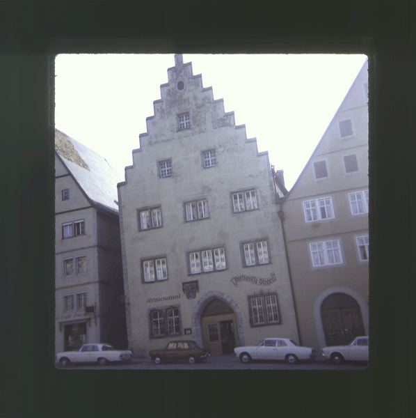 scan0032.jpg